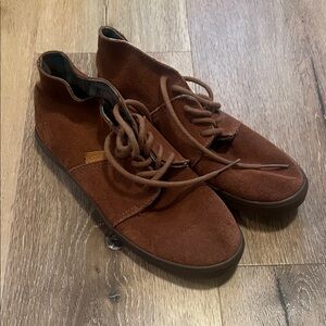 Women’s Vans Upper Leather Lace-Up Casual Shoes 6.5